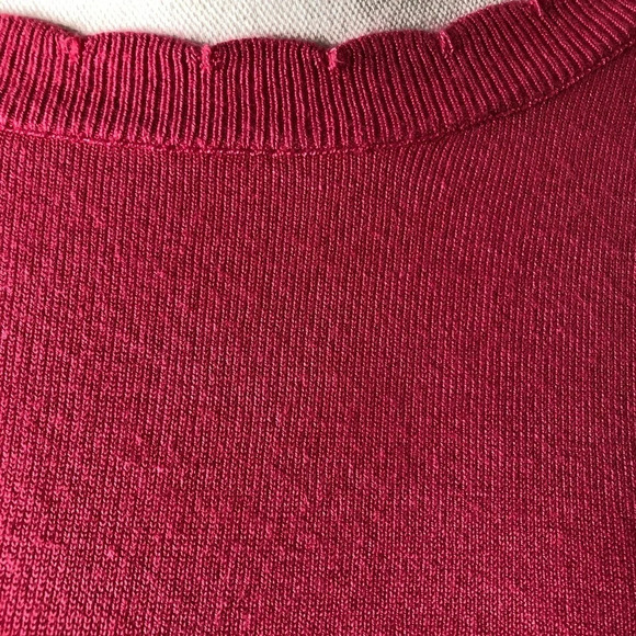 Ralph Lauren sweater.  Size M.  Beautiful color. - Picture 4 of 4